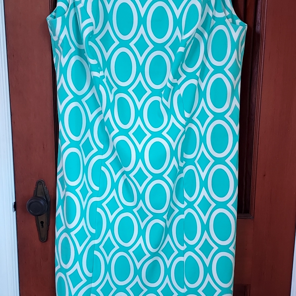 Pretty Womens sleeveless dress